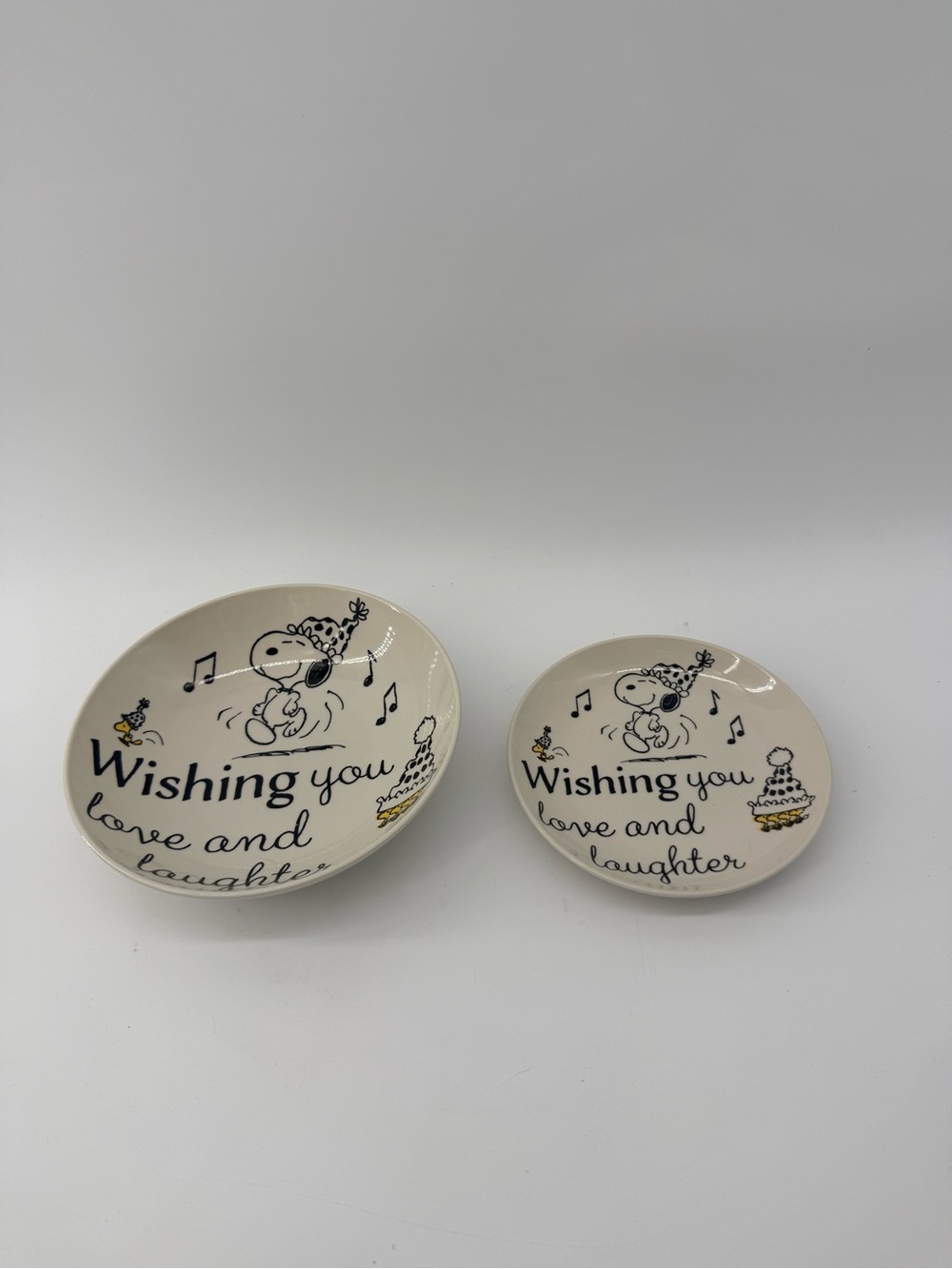 Peanuts Cream and Black Snoopy 'Wishing You Love and Laughter' Dinnerware Plates